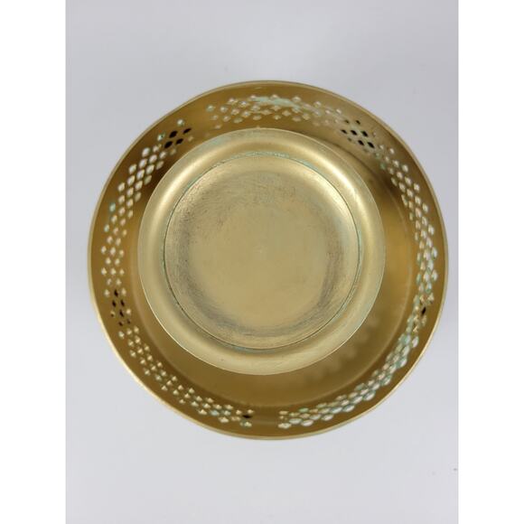 Vintage Candle‎ Holder Brass Rose Detail Victorian Footed Heavy - Picture 8 of 16